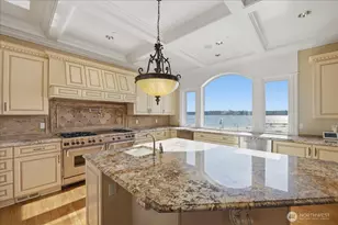 1465 Evergreen Point Rd, Medina, WA 98039 - Photo 18