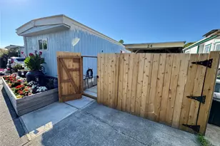 8329 38th St E, Edgewood, WA 98371 - Photo 2