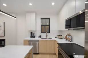 9024 Corliss Ave N, Seattle, WA 98103 - Photo 6