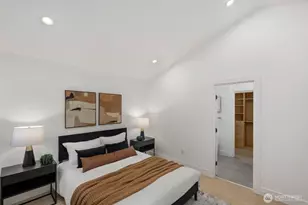 9024 Corliss Ave N, Seattle, WA 98103 - Photo 14