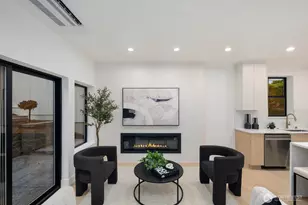 9024 Corliss Ave N, Seattle, WA 98103 - Photo 10