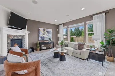 14225 3rd Avenue W, Everett, WA 98208 - Photo 1