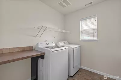 14225 3rd Avenue W, Everett, WA 98208 - Photo 26