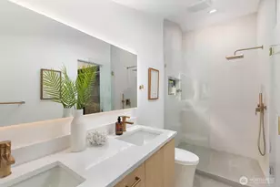 9026 Corliss Ave N, Seattle, WA 98103 - Photo 18