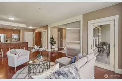 3221 SW Avalon Way #201, Seattle, WA 98126 - Photo 4