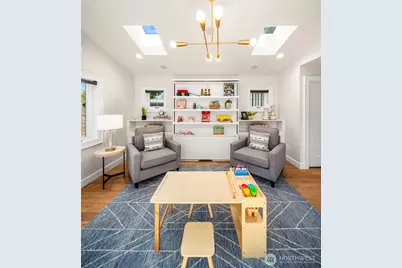 738 N 73rd Street, Seattle, WA 98103 - Photo 16