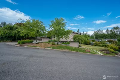 17236 NE 6th Place, Bellevue, WA 98008 - Photo 34