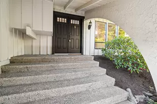 13800 SE 21st St, Bellevue, WA 98005 - Photo 2