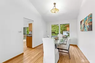 13800 SE 21st St, Bellevue, WA 98005 - Photo 6