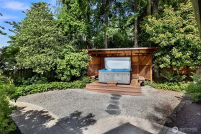 13800 SE 21st Street, Bellevue, WA 98005 - Photo 36