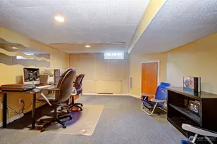 108 E 35th St, Vancouver, WA 98663 - Photo 32