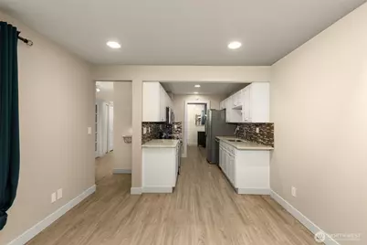 14226 NE 2nd Place #65, Bellevue, WA 98007 - Photo 20