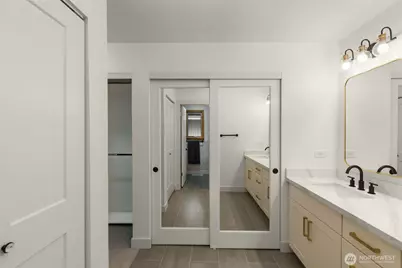 14226 NE 2nd Place #65, Bellevue, WA 98007 - Photo 30