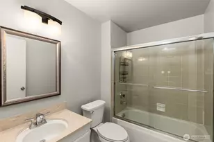14226 NE 2nd Pl, Bellevue, WA 98007 - Photo 16