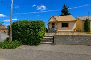 1120 Lincoln Ave, Bremerton, WA 98337 - Photo 2