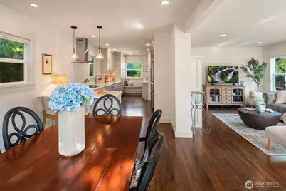 8538 19th Avenue NW, Seattle, WA 98117 - Photo 14