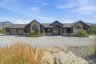 206 Mountain Lake Ln, Chelan, WA 98816 - Photo 8