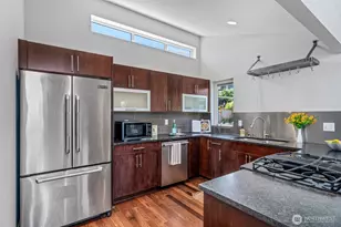 3028 SW Avalon Way, Seattle, WA 98126 - Photo 14
