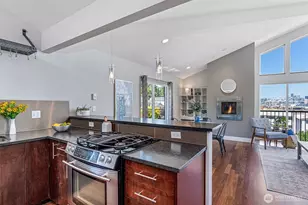3028 SW Avalon Way, Seattle, WA 98126 - Photo 12
