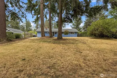 612 S 195th Street, Des Moines, WA 98148 - Photo 2