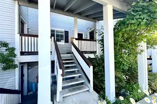 23319 Cedar Way, Mountlake Terrace, WA 98043 - Photo 2
