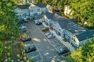 8509 244th St SW, Edmonds, WA 98026 - Photo 2