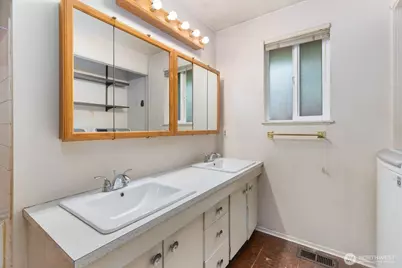 19524 14th Avenue NE, Shoreline, WA 98155 - Photo 22