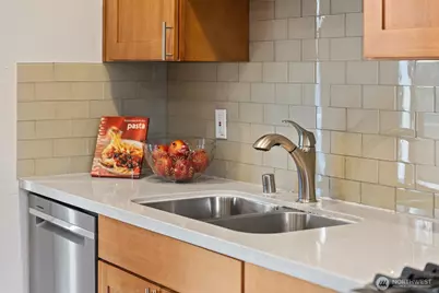 15601 125th Place NE, Woodinville, WA 98072 - Photo 8
