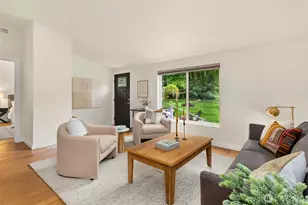 11727 Arrow Point Dr NE, Bainbridge Island, WA 98110 - Photo 8