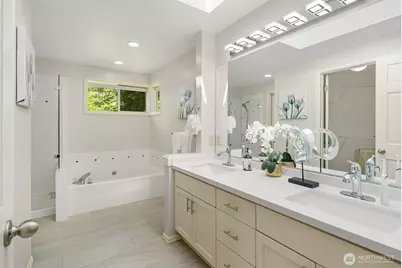 4020 262nd Place SE, Sammamish, WA 98029 - Photo 24