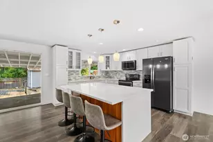 12808 Military Rd E, Puyallup, WA 98374 - Photo 4