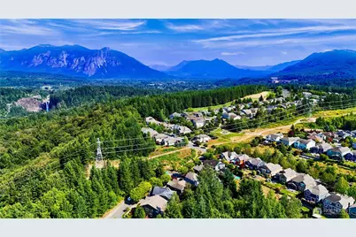 6227 Whitaker Lane SE, Snoqualmie, WA 98065 - Photo 32