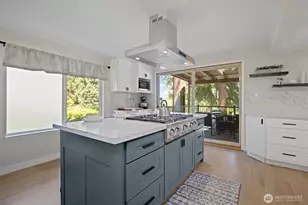 15442 SE 22nd Pl, Bellevue, WA 98007 - Photo 14