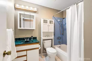 23007 Marine View Dr S, Des Moines, WA 98198 - Photo 14