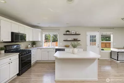 14333 47th Drive SE, Snohomish, WA 98296 - Photo 6