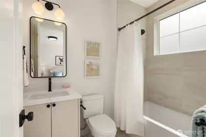 10223 NE 24th Street, Bellevue, WA 98004 - Photo 20