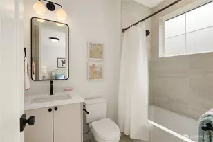 10223 NE 24th St, Bellevue, WA 98004 - Photo 20