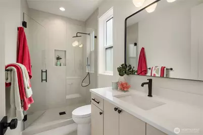 10223 NE 24th Street, Bellevue, WA 98004 - Photo 22