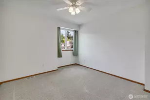 1925 19th St SE, Puyallup, WA 98372 - Photo 28