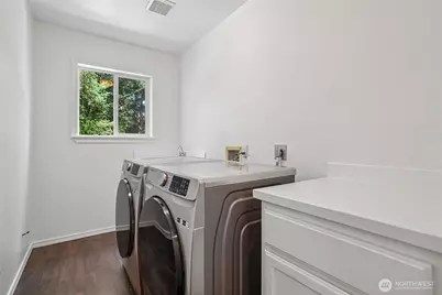 9017 381st Avenue SE, Snoqualmie, WA 98065 - Photo 16