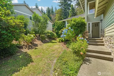 9017 381st Avenue SE, Snoqualmie, WA 98065 - Photo 2