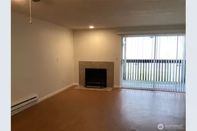 12429 1st Avenue W #2, Everett, WA 98204 - Photo 4