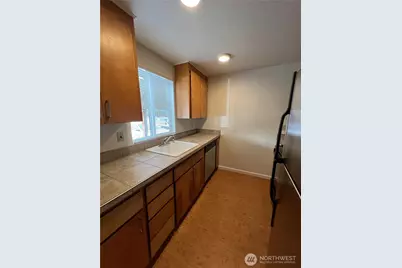 12429 1st Avenue W #2, Everett, WA 98204 - Photo 8