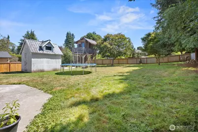9207 Meadow Way, Everett, WA 98208 - Photo 26