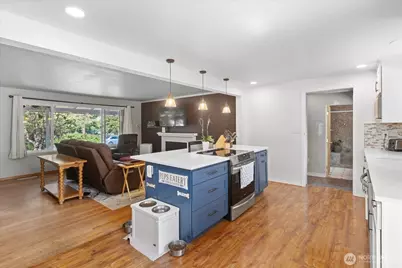 9207 Meadow Way, Everett, WA 98208 - Photo 8