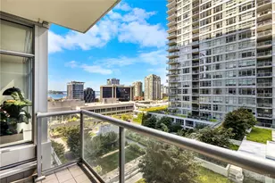 588 Bell St, Seattle, WA 98121 - Photo 1