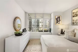 588 Bell St, Seattle, WA 98121 - Photo 12