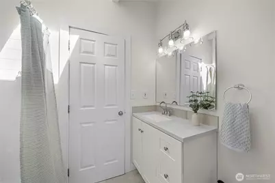 21239 14th Avenue S, Des Moines, WA 98198 - Photo 24