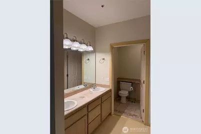 5400 Harbour Pointe Boulevard #K208, Mukilteo, WA 98275 - Photo 18