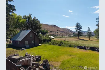 821 Riverside Street, Winthrop, WA 98862 - Photo 4